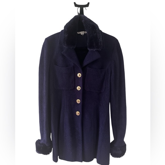 ST JOHN navy w gold turn knob Jacket